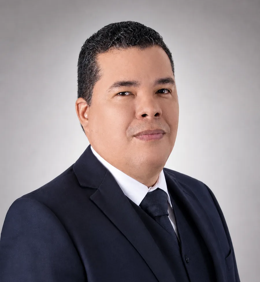 Emigdio Quintero, Managing Director